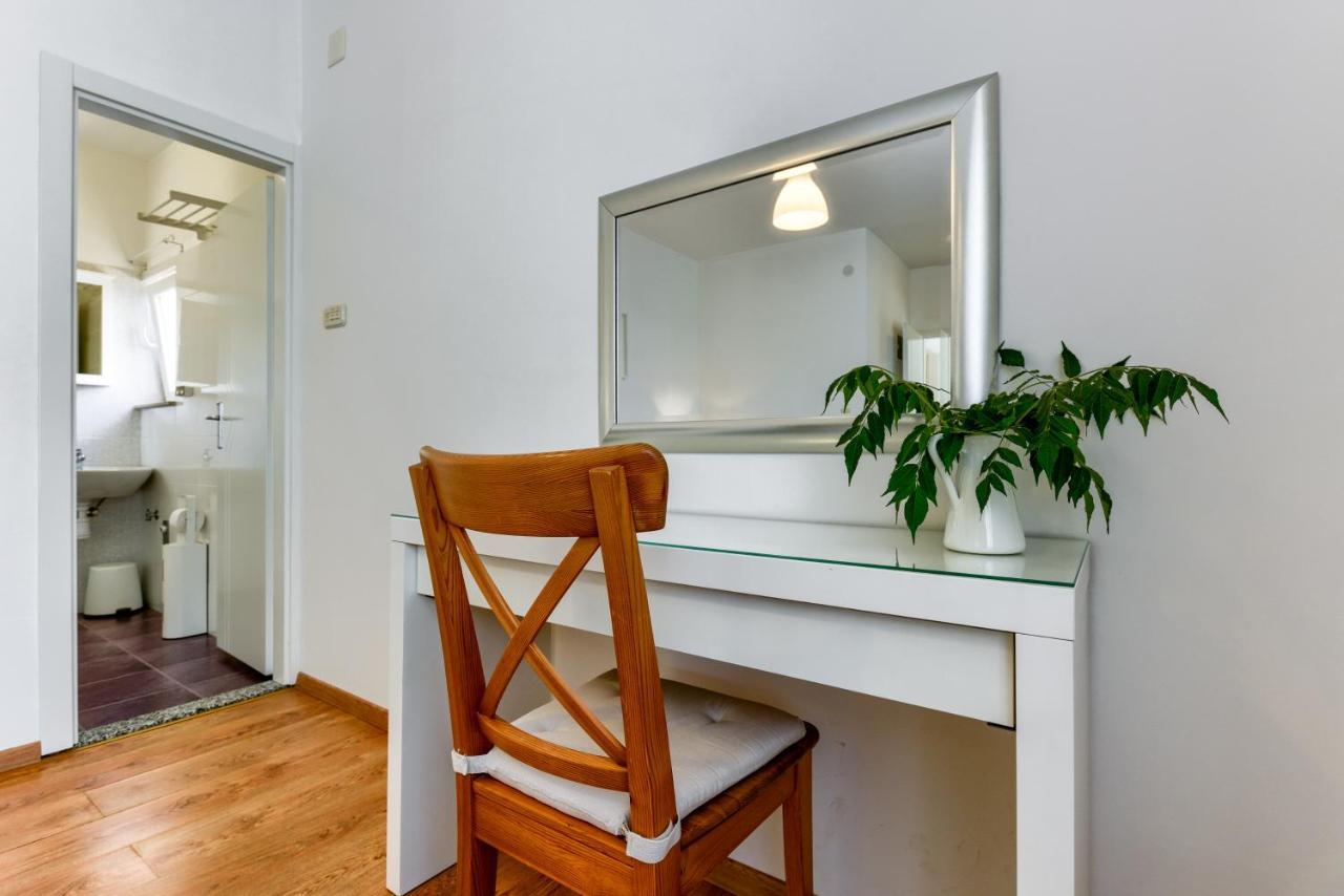 Lrs 2 Apartment In The Centar Of Zadar Luaran gambar